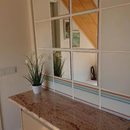 Klimatisiertes Ferienapartment An Der Stadtgrenze Von Berlin Lägenhet *